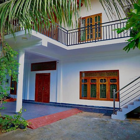 Columbus Villa Jaffna Eksteriør bilde